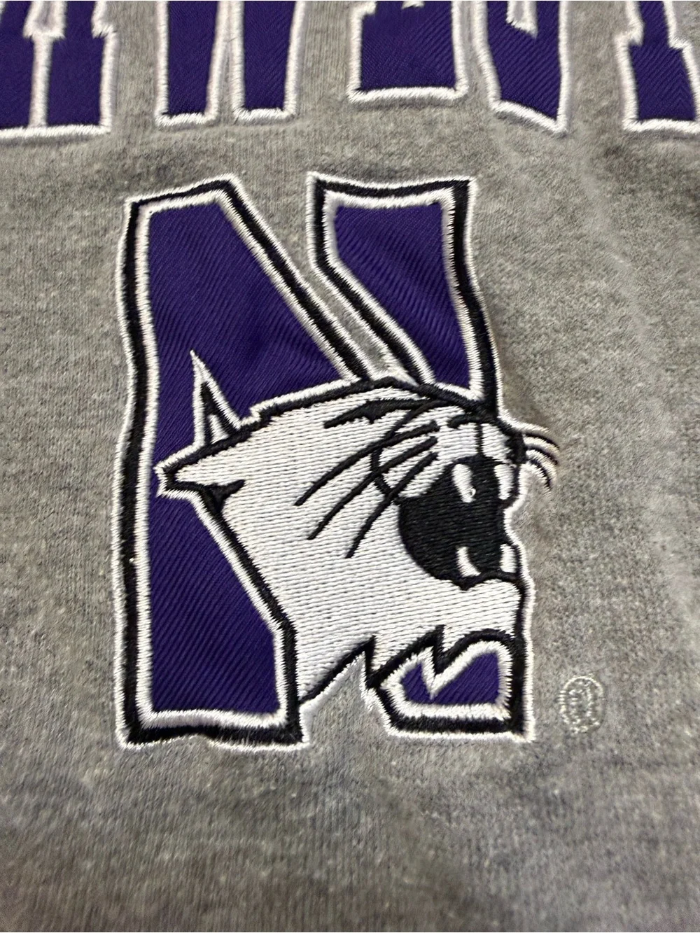 Colosseum Northwestern Grey Crewneck Sweatshirt - Classic Collegiate Sweater